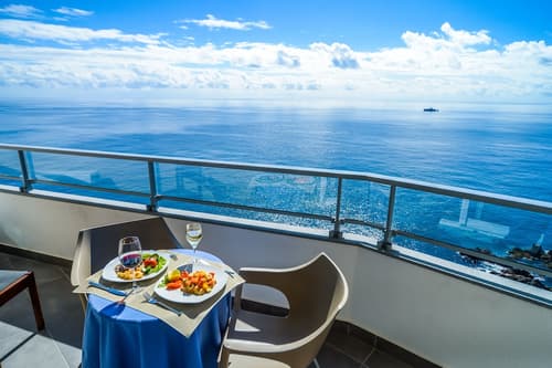 Hotel Duas Torres, Terrace/patio