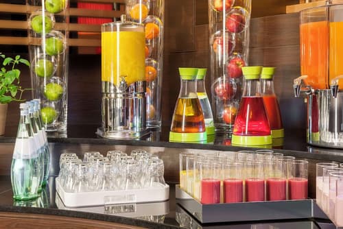 NH Fürth Nürnberg, Food and drink