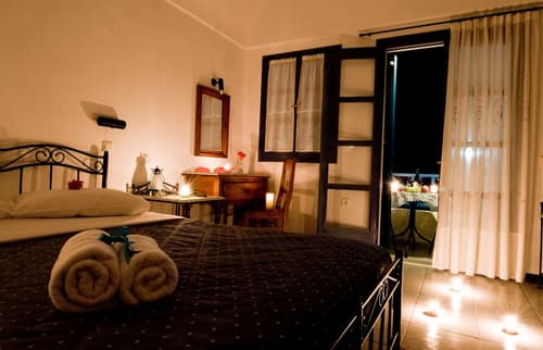 Irigeneia Hotel, Room