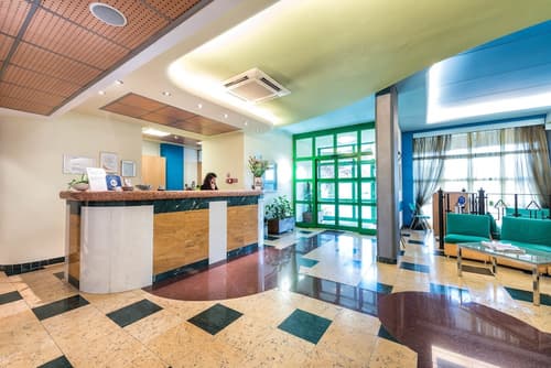 West Point Airport Hotel, Interior entrance