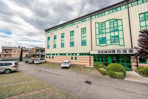 West Point Airport Hotel, Front of property