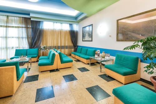 West Point Airport Hotel, Interior entrance