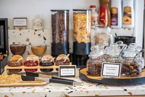 Hôtel de L'Ill, Breakfast buffet