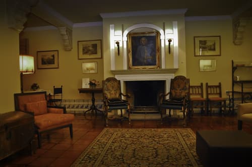 Hacienda Del Cardenal, Lobby lounge