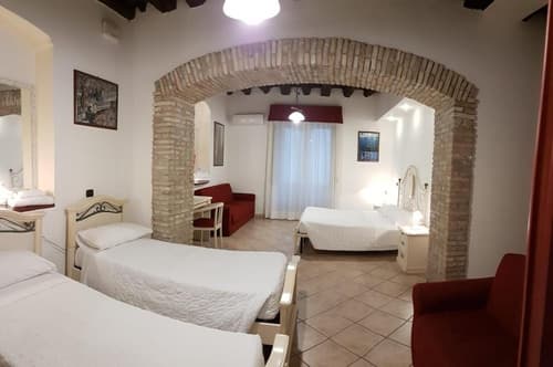 Sardinia Domus, Room