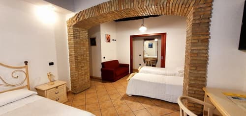 Sardinia Domus, Room