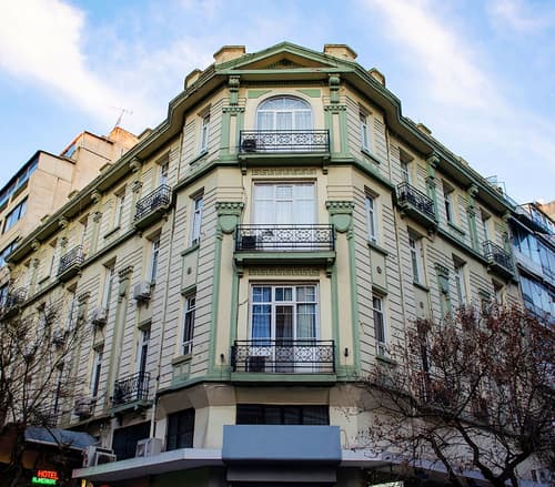 Nea Metropolis, Primary image