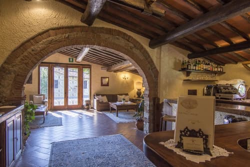 Hotel Colle Etrusco Salivolpi, Interior entrance