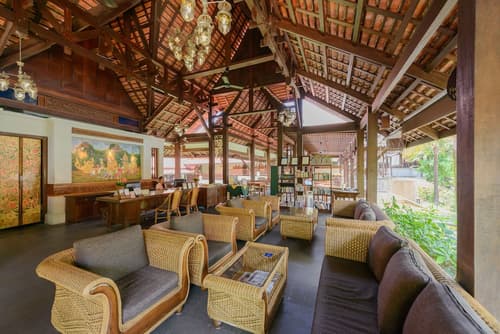 Khaolak Bhandari Resort & Spa, Lobby sitting area