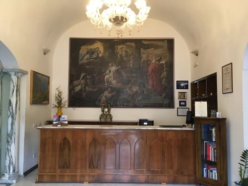 Hotel Bonadies, Reception