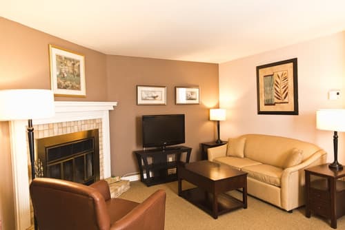 Silver Dart Lodge, Lobby sitting area