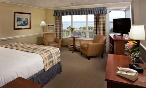 Silver Dart Lodge, Room