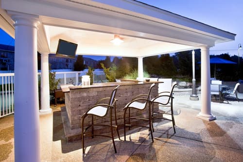 Hampton Inn & Suites Cape Cod-West Yarmouth, Pool