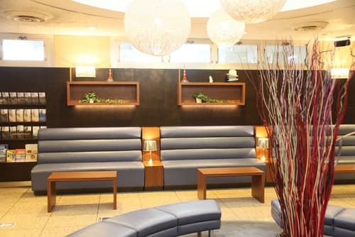 Rembrandt Style Tokyo Nishikasai, Lobby