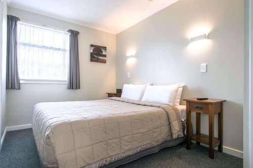 Tower Lodge Motel, Room