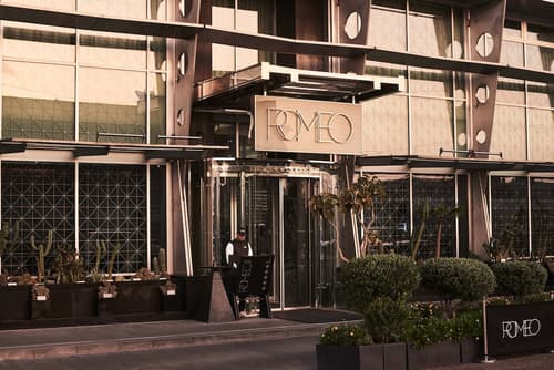 ROMEO Napoli, Primary image