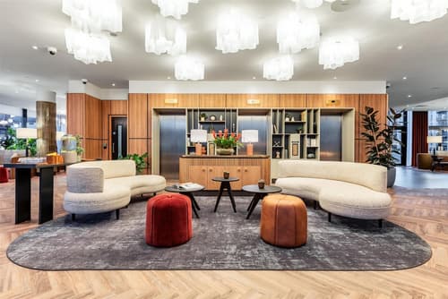 Radisson Hotel Manchester City Centre, A Verified Net Zero Hotel, Lobby