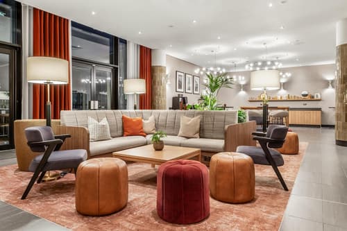 Radisson Hotel Manchester City Centre, A Verified Net Zero Hotel, Lobby