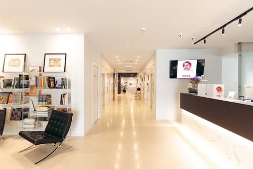 Hotel Excelsior Bari, Reception