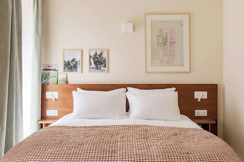 Alfred Hotels Beaune La Madeleine, Room