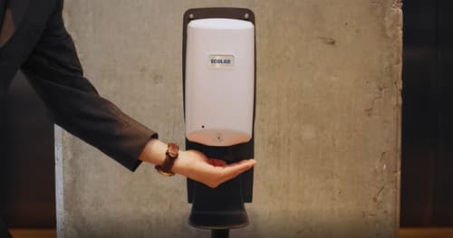 Holiday Inn Mumbai International Airport by IHG, Lobby