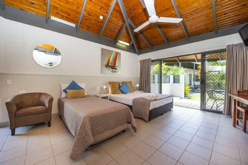 Island Leisure Resort, Room