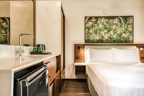 Palms City Resort, Room