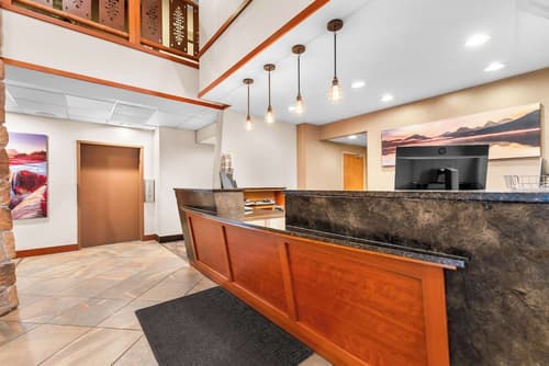 Best Western Rocky Mountain Lodge, Lobby