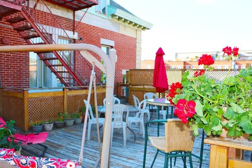 Auberge Manoir Ville Marie, Terrace/patio