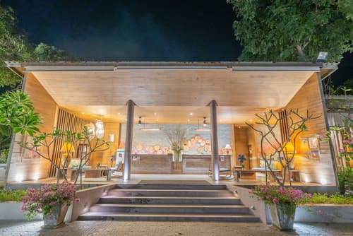 Saikaew Beach Resort, Reception