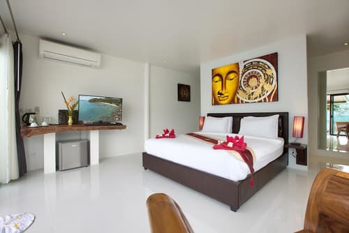 Crystal Bay Yacht Club, Room