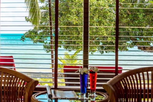 Crystal Bay Yacht Club, Living area