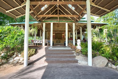 Crystal Bay Yacht Club, Interior entrance