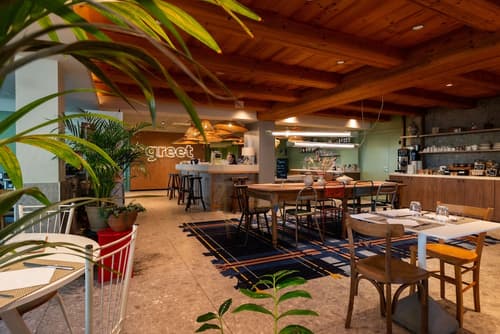 greet Hôtel Colmar, Reception