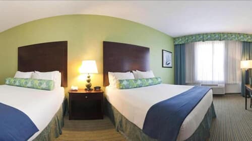 Holiday Inn Express Hotel & Suites Graham by IHG, Room