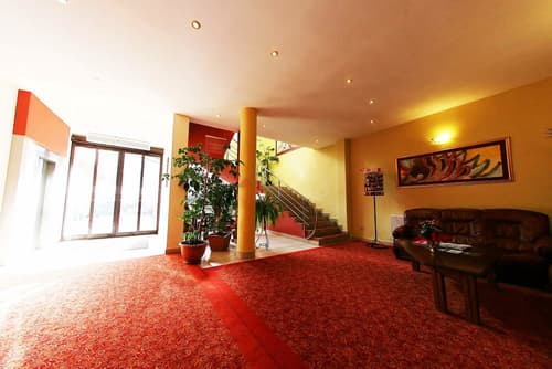 Hotel Premier, Lobby sitting area