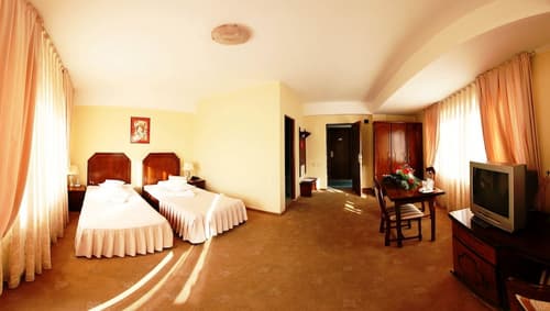 Hotel Premier, Room
