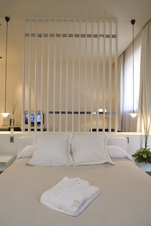 Parador De Alcala, Room