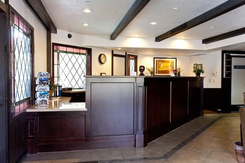 Stratford Inn, Reception