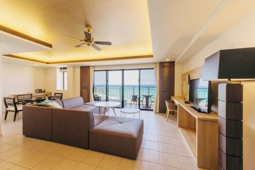 Kafuu Resort Fuchaku Condo Hotel, Room