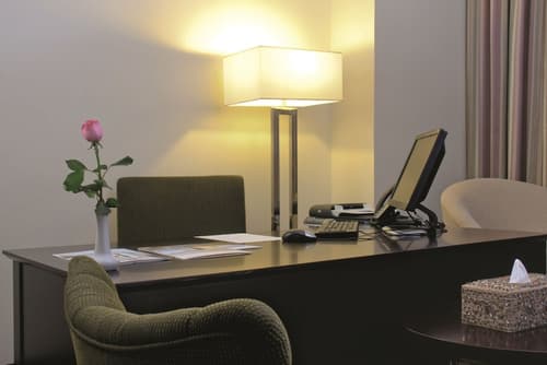 Anwar Al Madinah Mövenpick Hotel, Room