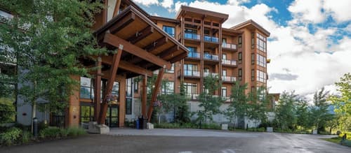 The Sutton Place Hotel Revelstoke Mountain Resort, Exterior
