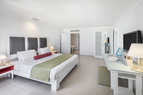 Ambre - Adults only, Room