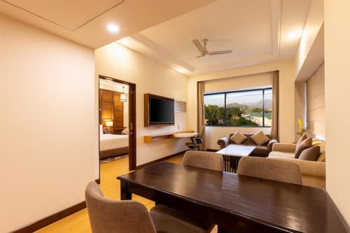 Radisson Srinagar, Room