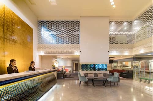 Furama Silom Bangkok Hotel, Reception