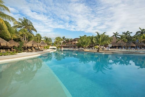 Iberostar Selection Paraíso Lindo - All Inclusive, Pool