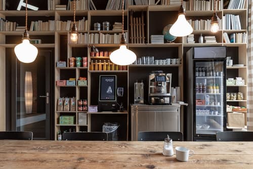 Alpenblick Bern, Library