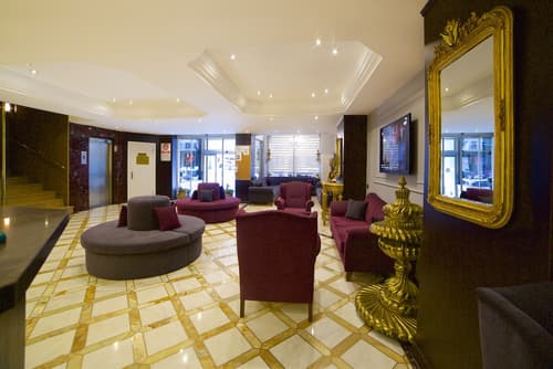 Grand Ant Hotel, Lobby