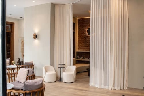 Azur Real Hotel Boutique & Spa, Lobby sitting area