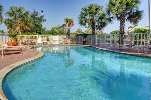 Hampton Inn & Suites Ft. Lauderdale West-Sawgrass/Tamarac, Outdoor pool